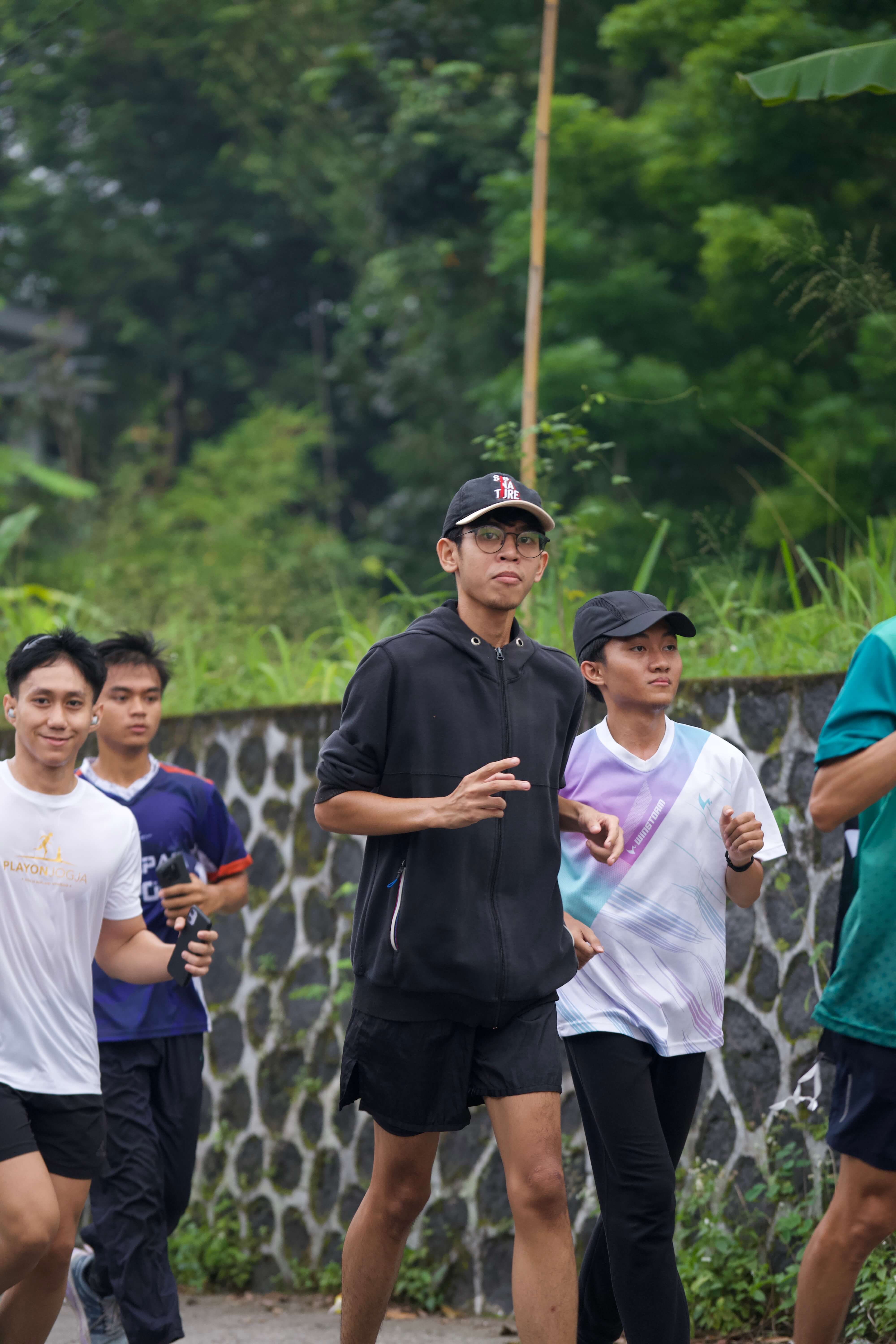 RENEACTIVE runners on the route